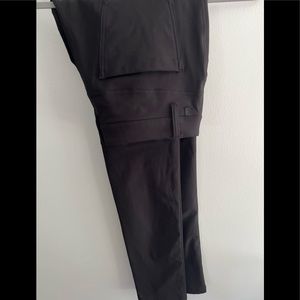 Lulu lemon slim fit pants. Black size medium.
